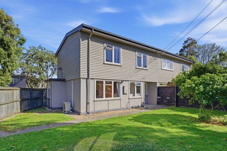 Photo of property in 23 Guildford Street, Burnside, Christchurch, 8053