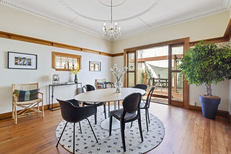 Photo of property in 25 Hawkestone Street, Thorndon, Wellington, 6011