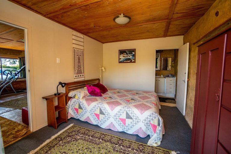 Photo of property in 1860 Pataua North Road, Pataua North, Parua Bay, 0175