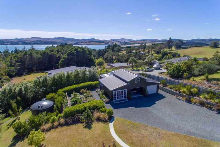 Photo of property in 106 Turvey Road, Mangonui, 0420