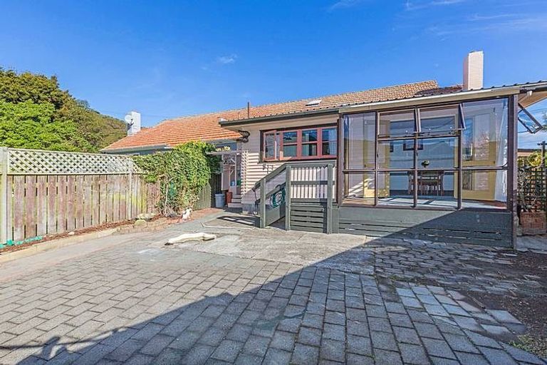 Photo of property in 7 Hayward Terrace, Waiwhetu, Lower Hutt, 5010