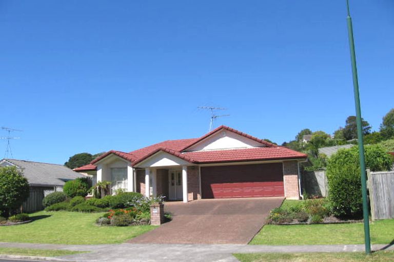 Photo of property in 12 Kate Sheppard Avenue, Torbay, Auckland, 0630