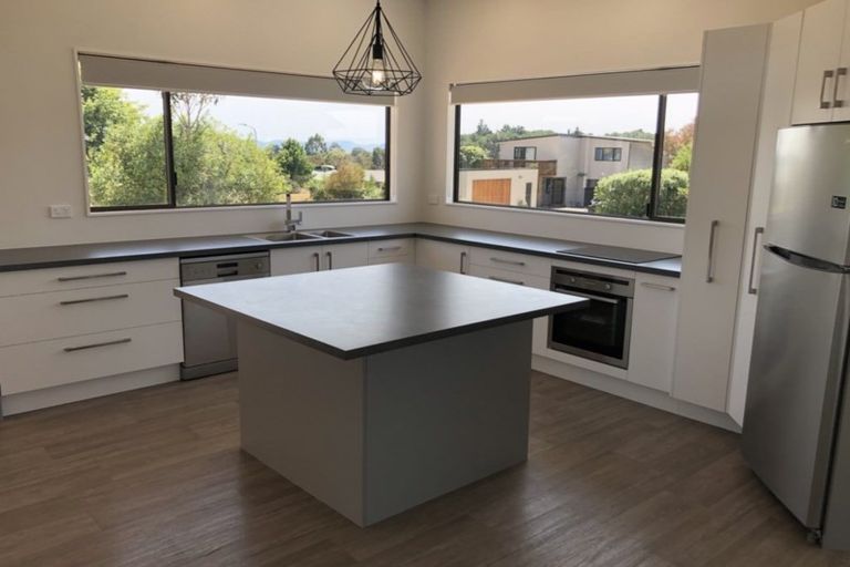 Photo of property in 3 Rowena Crescent, Motuoapa, 3382