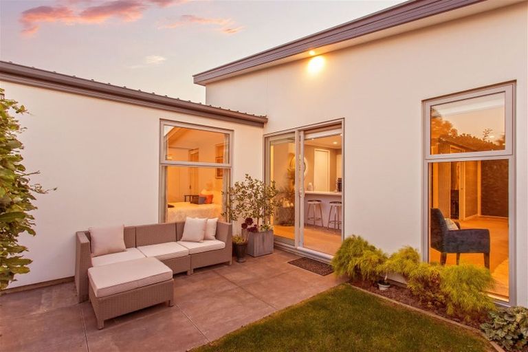 Photo of property in 16 Muirhill Street, Halswell, Christchurch, 8025