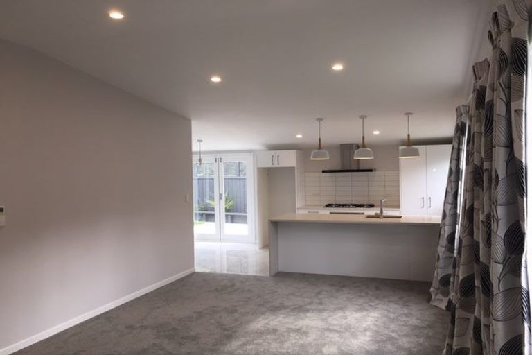 Photo of property in 33 Riddlers Crescent, Petone, Lower Hutt, 5012