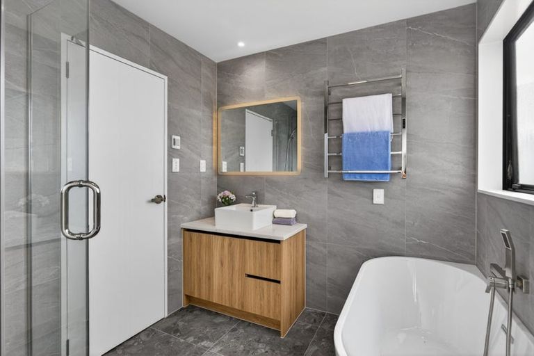 Photo of property in 19 Bannockburn Road, Opaheke, Papakura, 2113