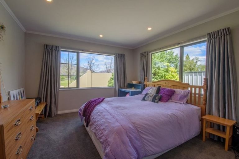 Photo of property in 37 Cairnmuir Crescent, Cromwell, 9310