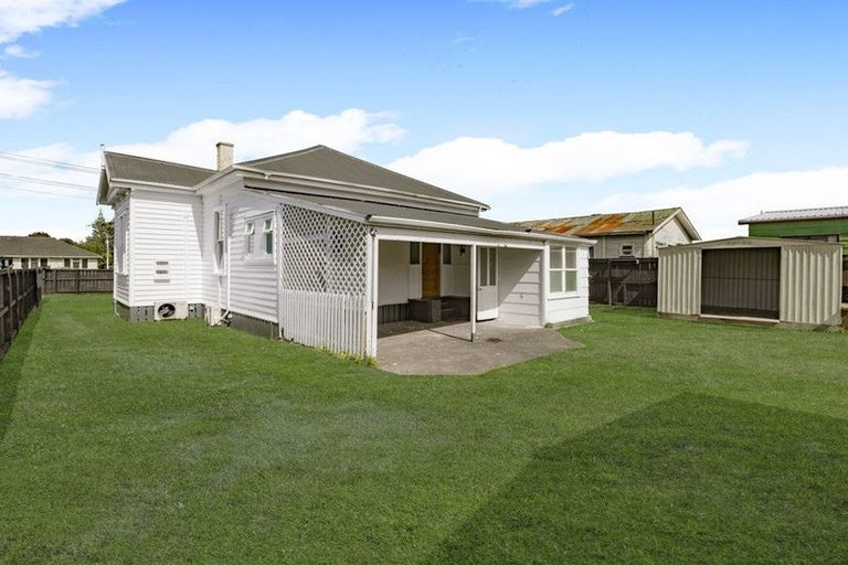 Photo of property in 32 Hunua Road, Papakura, 2110