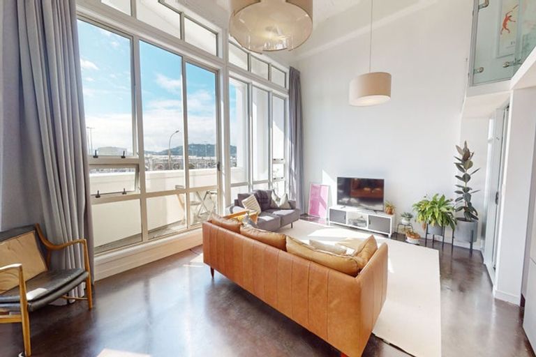 Photo of property in Stadium Garden Flats, 111/107 Thorndon Quay, Pipitea, Wellington, 6011