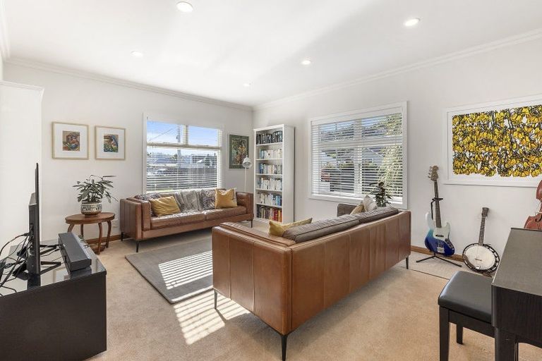 Photo of property in 3 Argentine Avenue, Miramar, Wellington, 6022