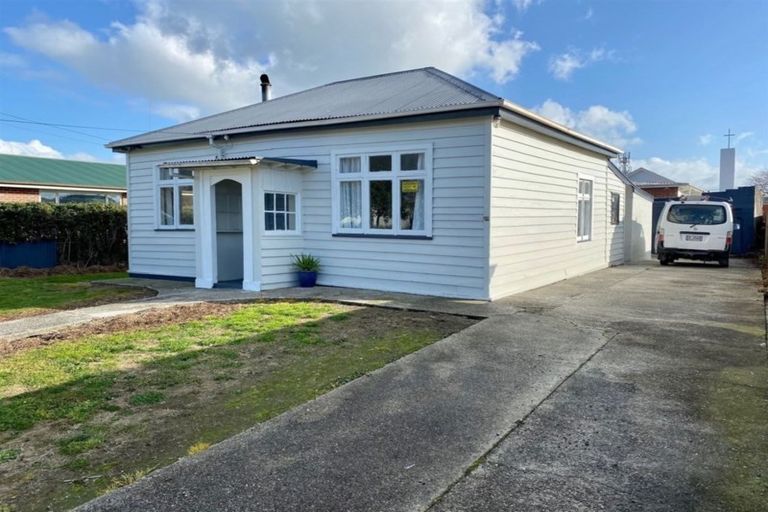 Photo of property in 16 Lanark Street, Balclutha, 9230