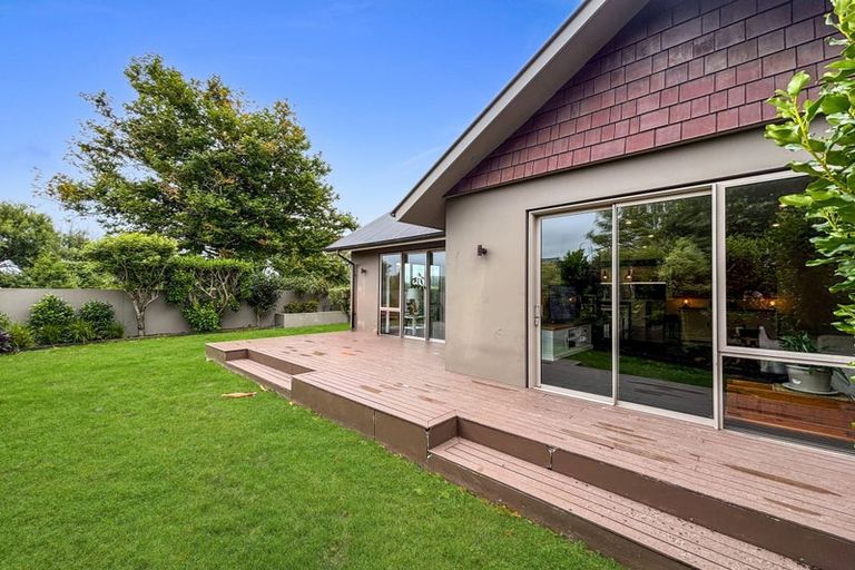 Photo of property in 68 Coolspring Way, Redwood, Christchurch, 8051