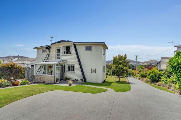 Photo of property in 19 Waipapa Avenue, Diamond Harbour, 8972