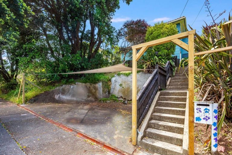 Photo of property in 50 Dimock Street, Titahi Bay, Porirua, 5022