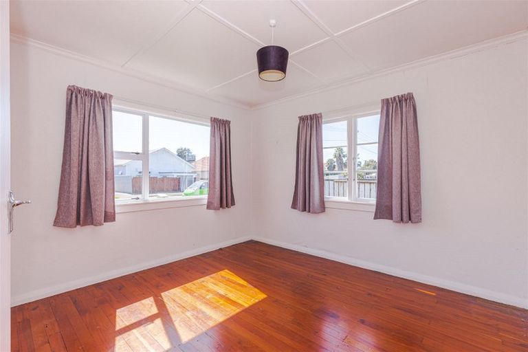 Photo of property in 97 Niblett Street, Whanganui, 4500