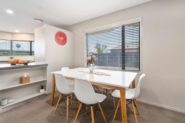 Photo of property in 17 Empress Place, Halswell, Christchurch, 8025