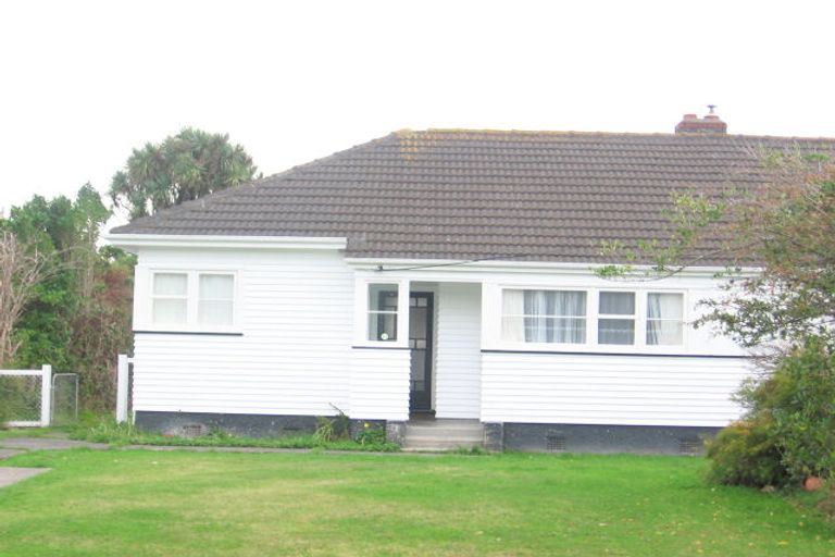 Photo of property in 5 Purser Grove, Fairfield, Lower Hutt, 5011