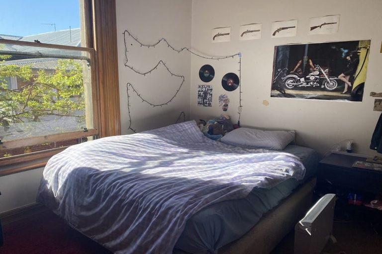 Photo of property in 54 Manor Place, Dunedin Central, Dunedin, 9016