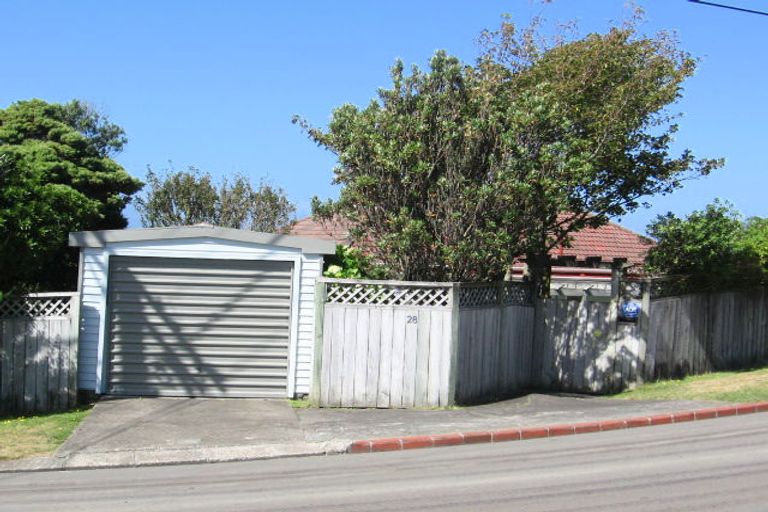 Photo of property in 28 Mandalay Terrace, Khandallah, Wellington, 6035