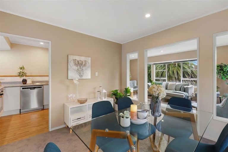 Photo of property in 27 Hicks Close, Whitby, Porirua, 5024