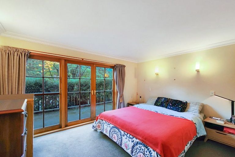 Photo of property in 76 Glenmore Street, Northland, Wellington, 6012
