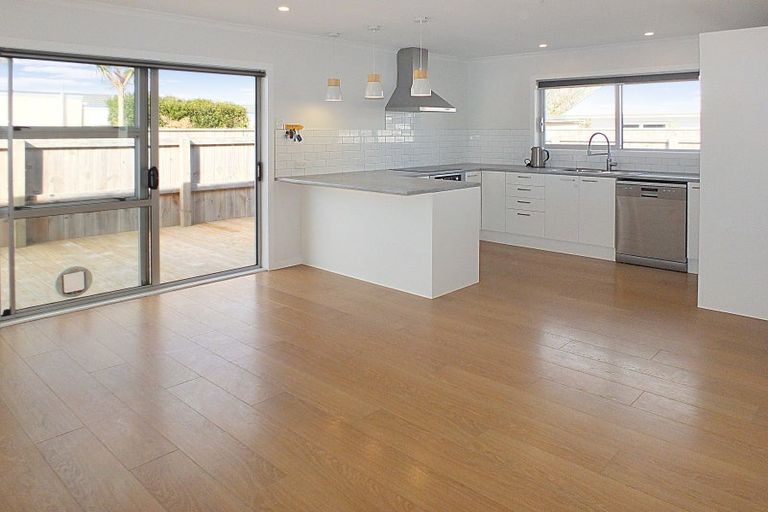 Photo of property in 18 Seabury Avenue, Foxton Beach, Foxton, 4815