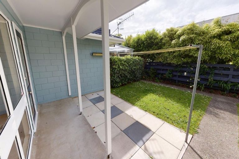 Photo of property in 13b Colombo Street, Hokowhitu, Palmerston North, 4410