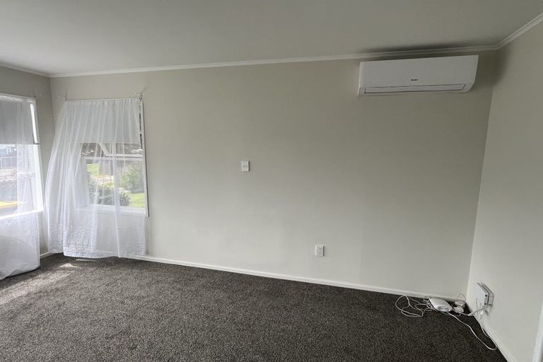 Photo of property in 11 Tiari Place, Mangere East, Auckland, 2024