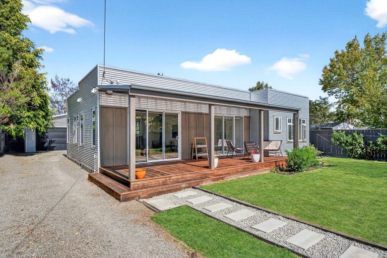 Photo of property in 11 Kempton Street, Greytown, 5712