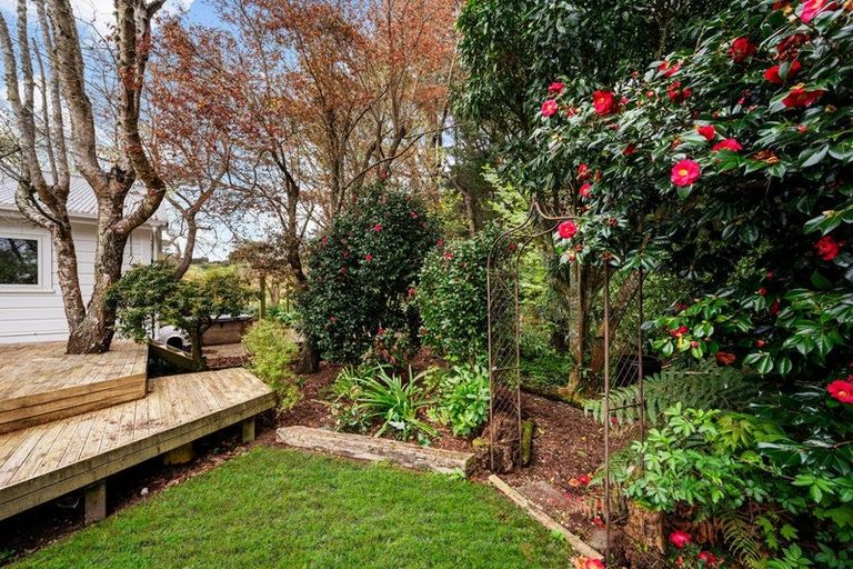 Photo of property in 535 Ohariu Valley Road, Ohariu, Wellington, 6037