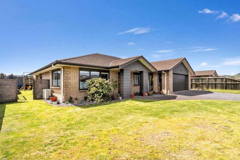 Photo of property in 15 Carroll Place, Owhata, Rotorua, 3010