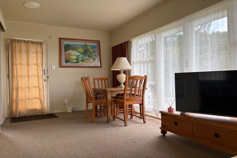 Photo of property in 10 Barberry Grove, Maungaraki, Lower Hutt, 5010