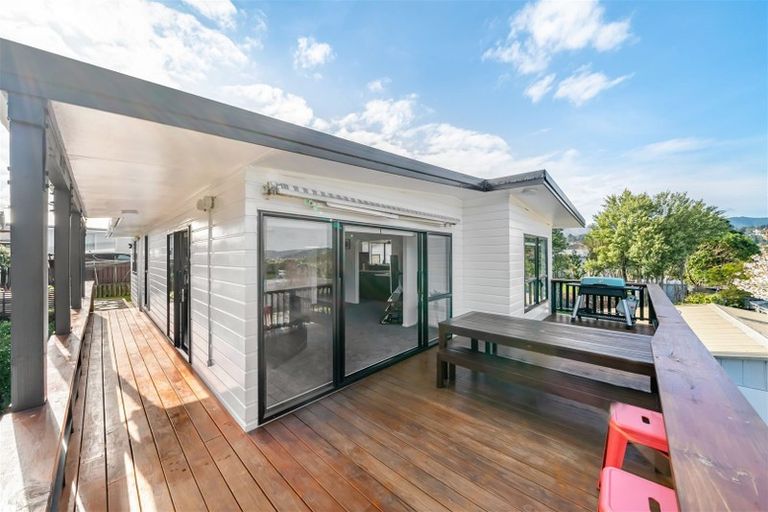 Photo of property in 33b Roband Crescent, Brown Owl, Upper Hutt, 5018