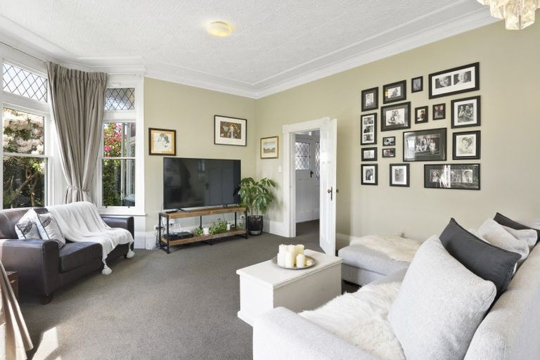 Photo of property in 557 Highgate, Maori Hill, Dunedin, 9010