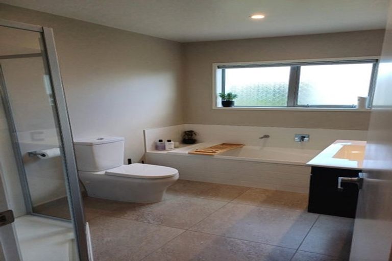 Photo of property in 5 Michelia Lane, Kaukapakapa, Helensville, 0875