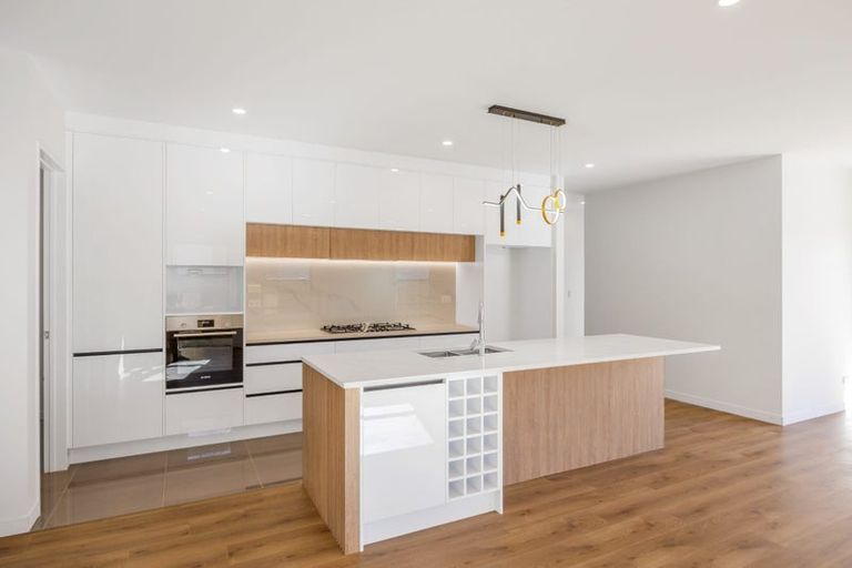 Photo of property in 23 Babina Avenue, Kumeu, 0810