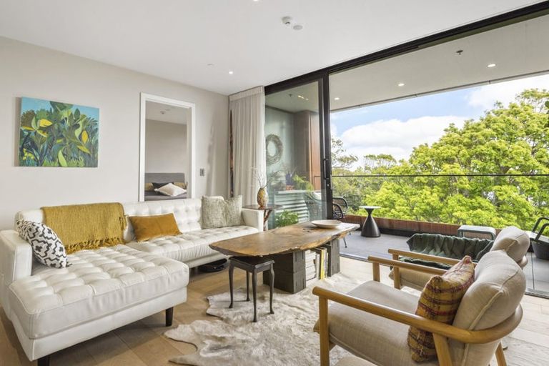 Photo of property in 303/28 Killarney Street, Takapuna, Auckland, 0622