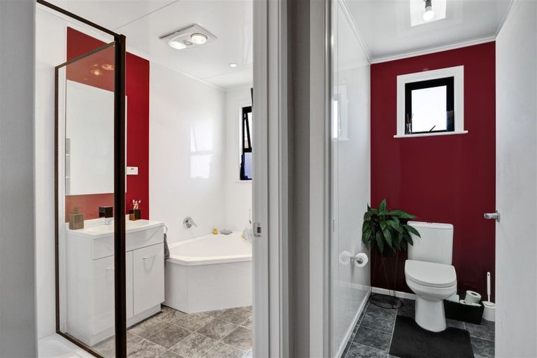 Photo of property in 28 Kingsford Street, Bell Block, New Plymouth, 4312