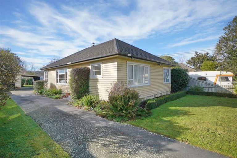 Photo of property in 48 Glenfield Crescent, Mairehau, Christchurch, 8052