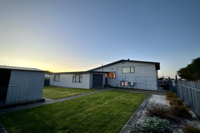 Photo of property in 77 Nichol Street, Heidelberg, Invercargill, 9812