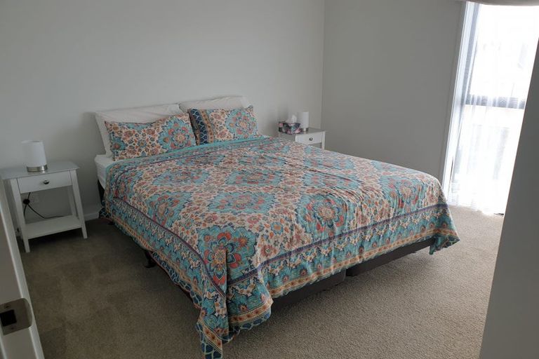 Photo of property in 5 Onekiritea Road, Hobsonville, Auckland, 0616