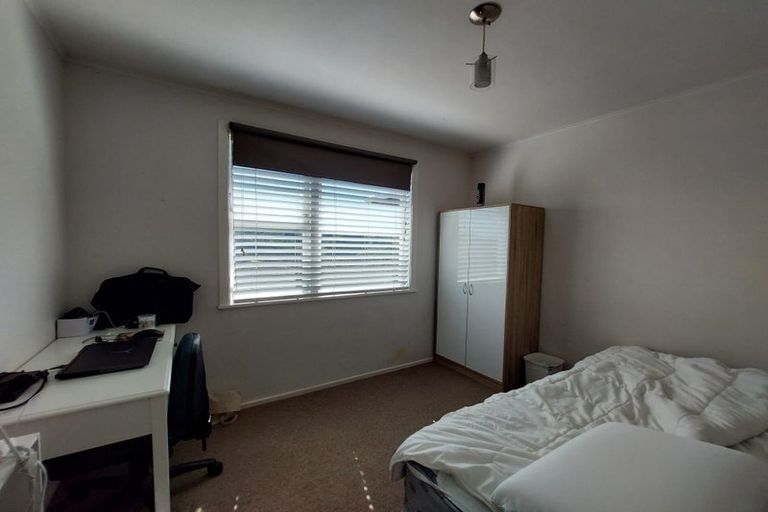 Photo of property in 37 Bedford Street, Northland, Wellington, 6012