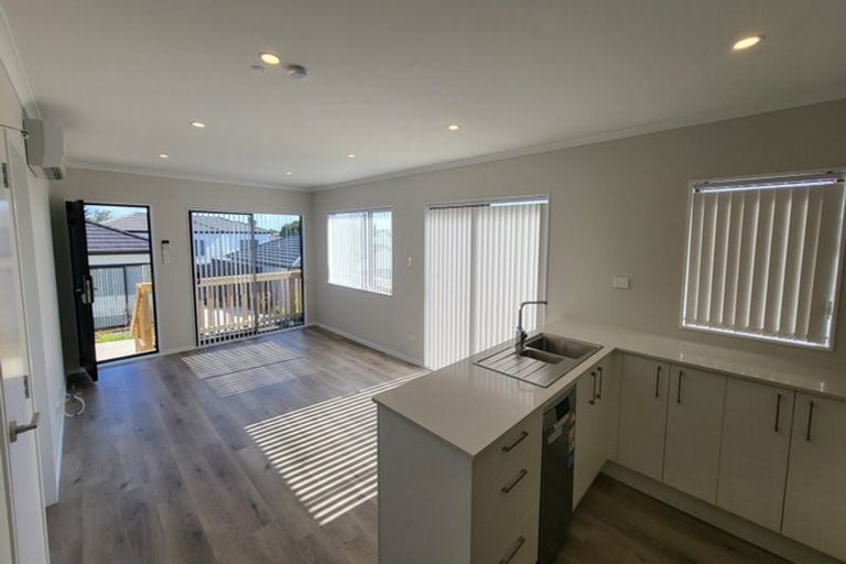 Photo of property in 1/26 Pah Road, Papatoetoe, Auckland, 2025