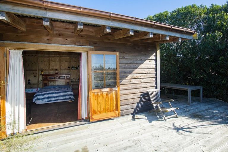 Photo of property in 20b Rangiuia Road, Tolaga Bay, 4077