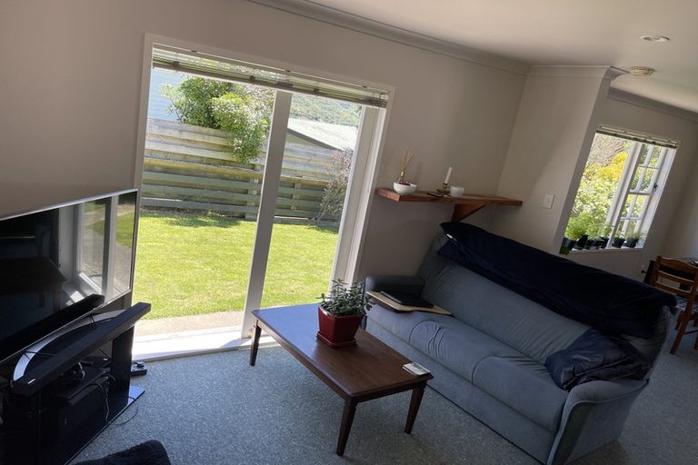 Photo of property in 23 Greenwich Grove, Stokes Valley, Lower Hutt, 5019