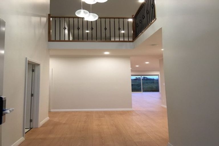 Photo of property in 61 Bayvista Drive, Karaka, Papakura, 2113