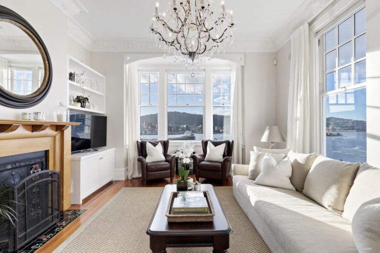 Photo of property in 30 Mcfarlane Street, Mount Victoria, Wellington, 6011