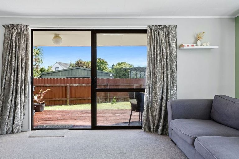 Photo of property in 2/19 Arthur Crescent, Hilltop, Taupo, 3330