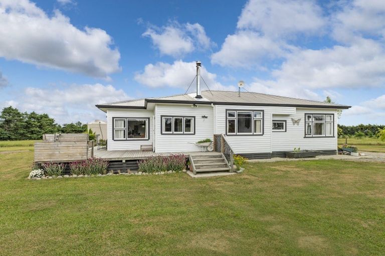 Photo of property in 106 Glews Road, Cust, Rangiora, 7471