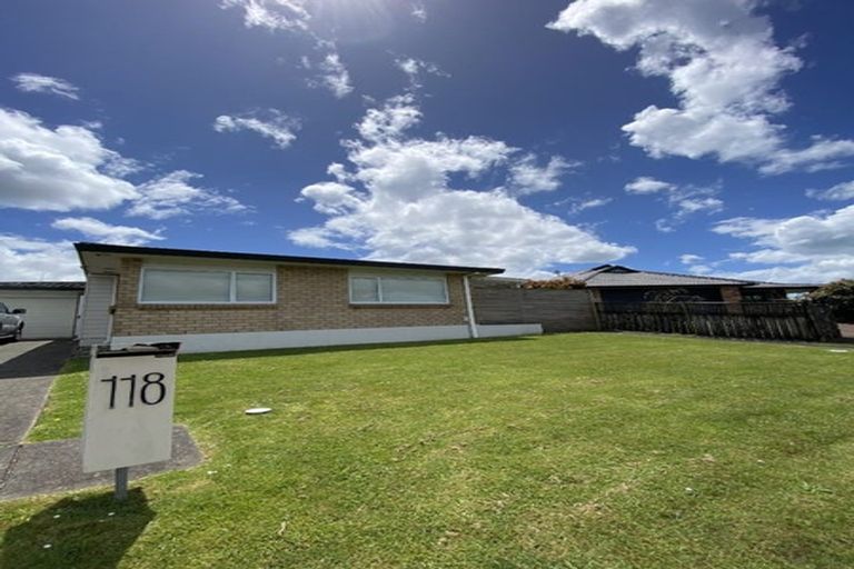 Photo of property in 118 Lakeside Drive, Orewa, 0931